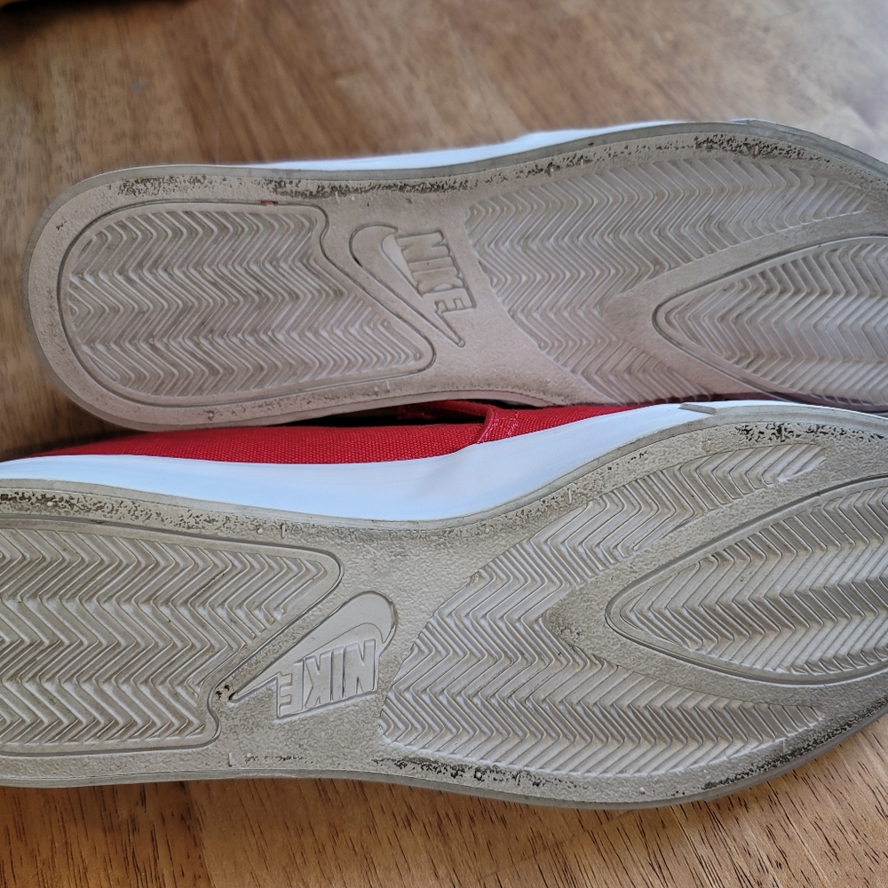 Nike Court Royale Slip On Sneaker Size 11 - Picture 5 of 6